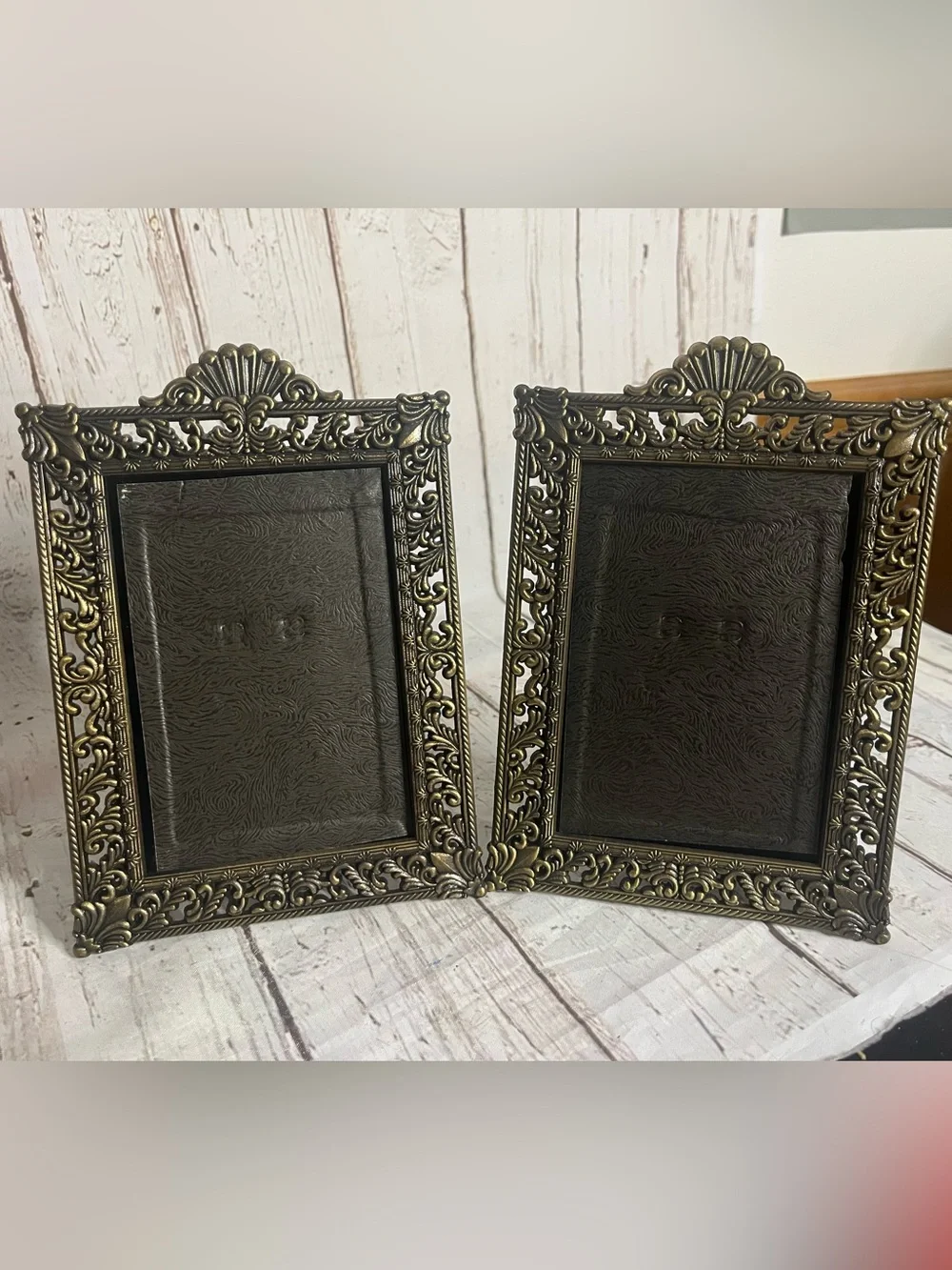 2 Beautiful Vintage Ornate Victorian Style Brass Picture Frames Black Felt Backs
